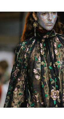 Details Giambattista Valli Fall 2018 Ready-to-Wear , Джамбаттиста Валли осень зима 2018 , Fashion show , неделя моды в Париже , FW , PFW , Mainstyles